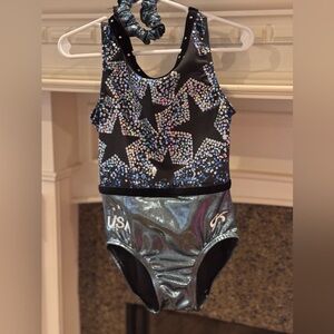 Beautiful JKelite gym suit for girls.